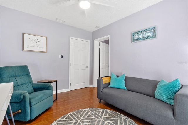 5596 100TH WAY N, St Petersburg, FL 33708