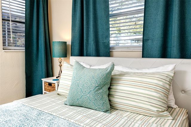 5596 100TH WAY N, St Petersburg, FL 33708