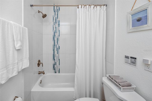 5596 100TH WAY N, St Petersburg, FL 33708