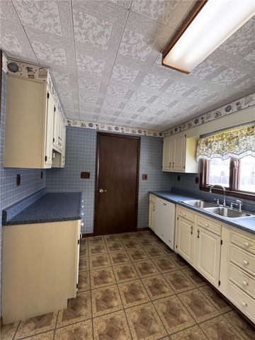 216 Hill Street, Shinglehouse, PA 16748