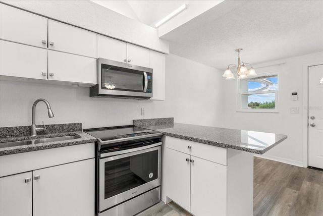 200 SAN LORENZO AVENUE, North Port, FL 34287