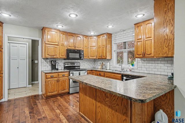 3808 S Kris Dr Drive, Sioux Falls, SD 57103