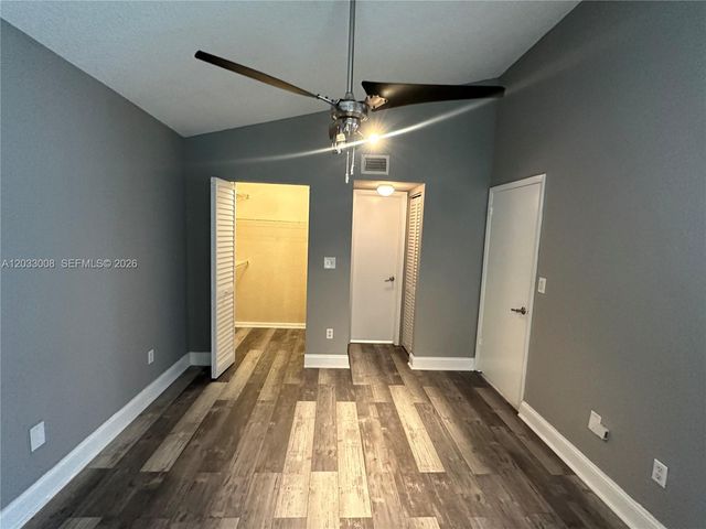 2871 N Oakland Forest Dr 308, Oakland Park, FL 33309