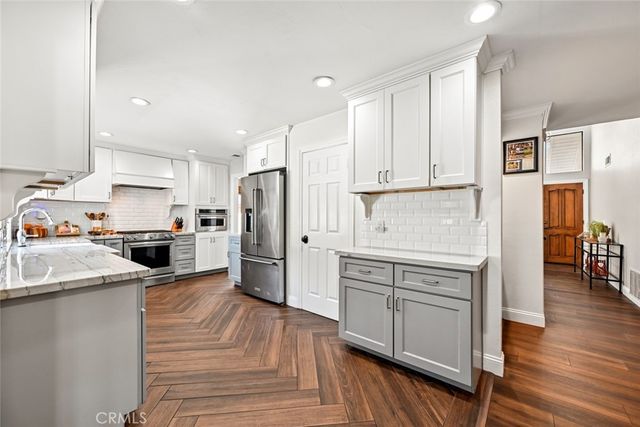 1359 Knoll Drive, Oceanside, CA 92054