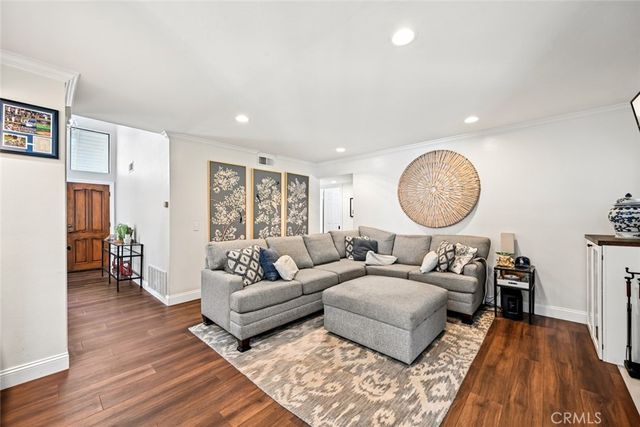 1359 Knoll Drive, Oceanside, CA 92054