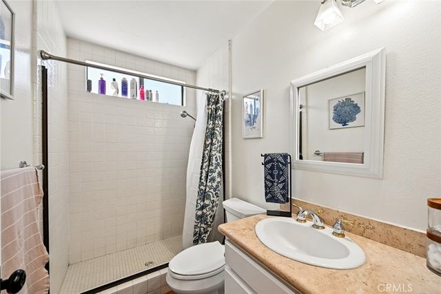1359 Knoll Drive, Oceanside, CA 92054