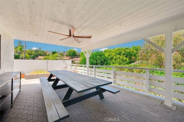 1359 Knoll Drive, Oceanside, CA 92054