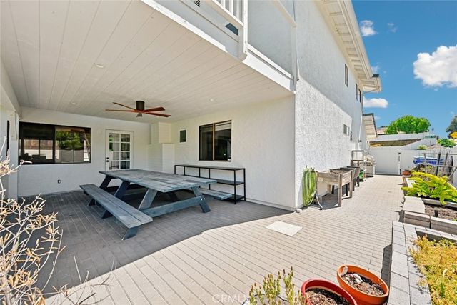 1359 Knoll Drive, Oceanside, CA 92054