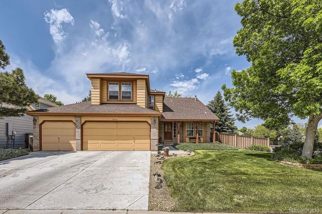 9001 W Chatfield Drive, Littleton, CO 80128