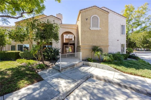 2400 Del Mar Way 108, Corona, CA 92882