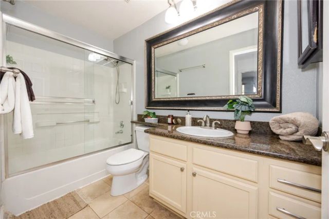 2400 Del Mar Way 108, Corona, CA 92882