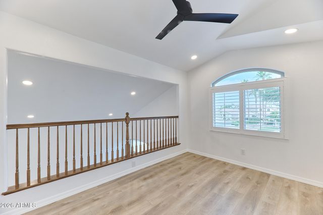 9019 W ACOMA Drive, Peoria, AZ 85381