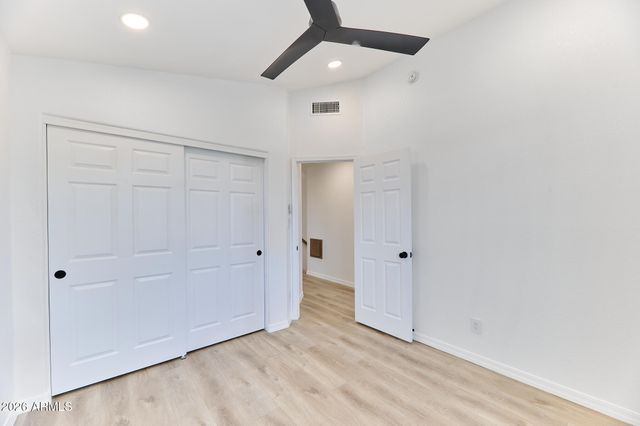 9019 W ACOMA Drive, Peoria, AZ 85381