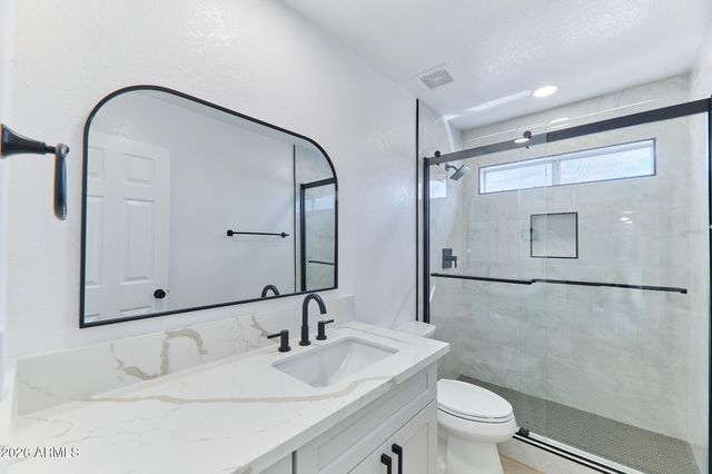 9019 W ACOMA Drive, Peoria, AZ 85381