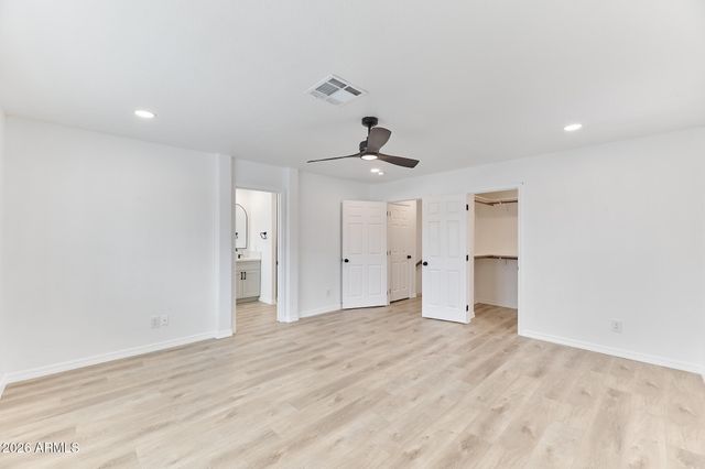 9019 W ACOMA Drive, Peoria, AZ 85381