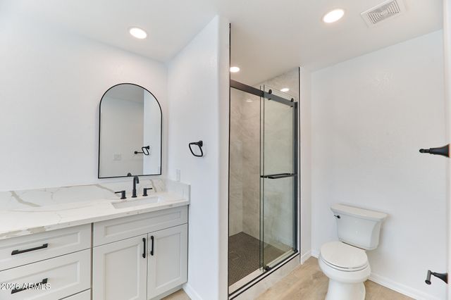9019 W ACOMA Drive, Peoria, AZ 85381