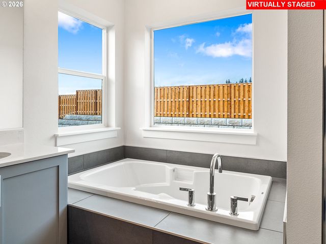 11822 Sw Strobel Rd, Beaverton, OR 97007