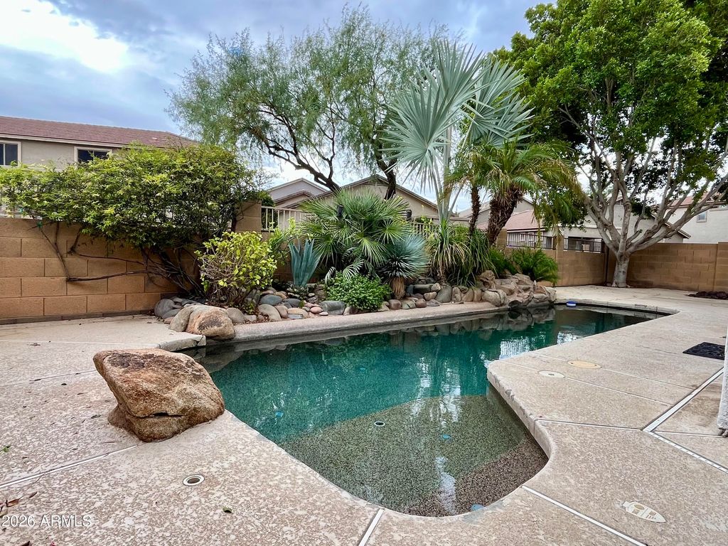 14290 W LEXINGTON Avenue, Goodyear, AZ 85395 — photo 5