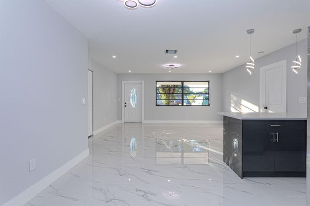 62 Andros Road, Palm Springs, FL 33461