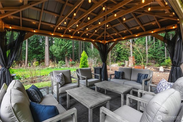 10310 219th Court NE, Redmond, WA 98053