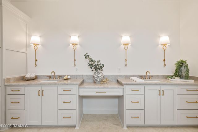 205 Sequoia Trail, Youngsville, LA 70592