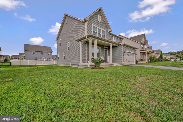 8868 BANCROFT DR, Waldorf, MD 20603