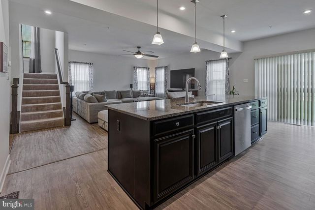 8868 BANCROFT DR, Waldorf, MD 20603
