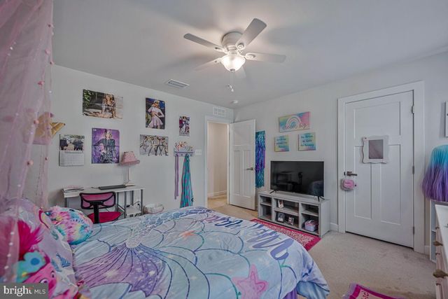 8868 BANCROFT DR, Waldorf, MD 20603