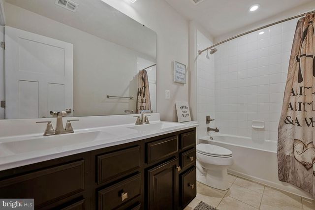 8868 BANCROFT DR, Waldorf, MD 20603