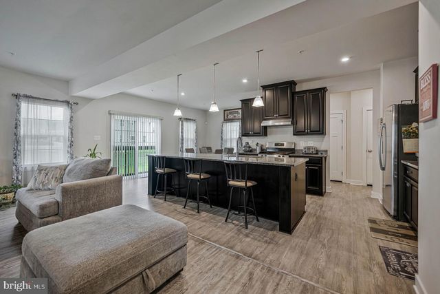 8868 BANCROFT DR, Waldorf, MD 20603