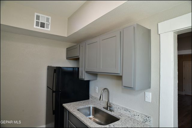 2606 Aurora Avenue 2, El Paso, TX 79930