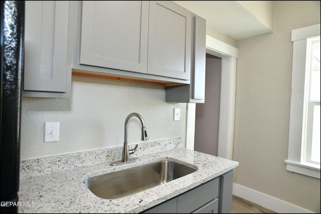 2606 Aurora Avenue 2, El Paso, TX 79930