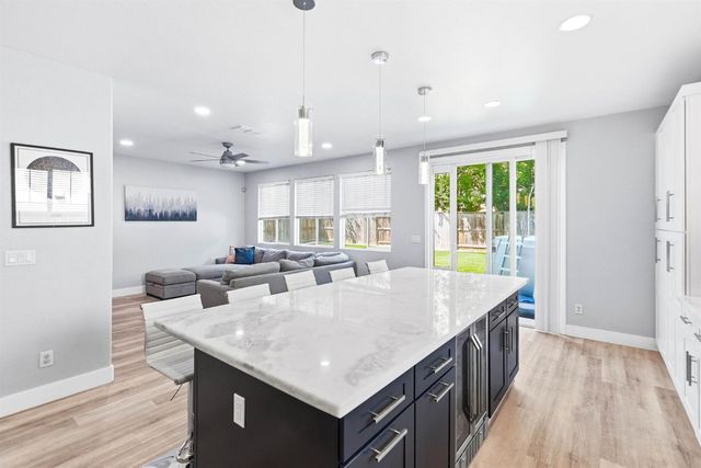 9794 Joebar Cir, Elk Grove, CA 95757