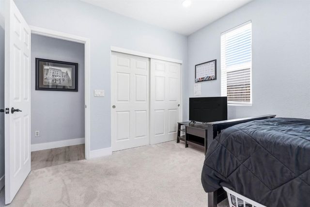 9794 Joebar Cir, Elk Grove, CA 95757
