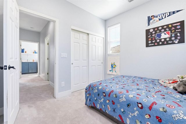 9794 Joebar Cir, Elk Grove, CA 95757