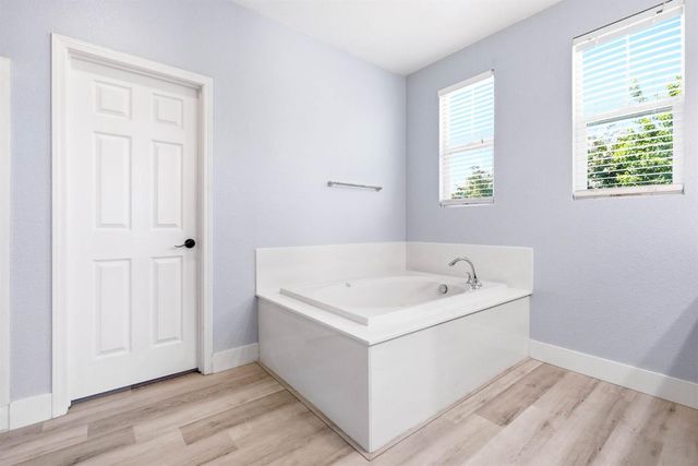 9794 Joebar Cir, Elk Grove, CA 95757