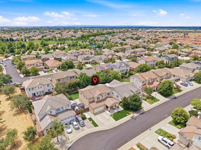 9794 Joebar Cir, Elk Grove, CA 95757