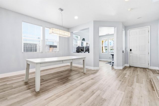 9794 Joebar Cir, Elk Grove, CA 95757