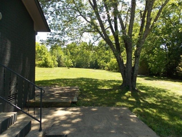 12698 Versailles Rd, Rockvale, TN 37153