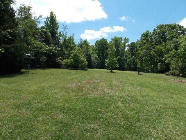 12698 Versailles Rd, Rockvale, TN 37153