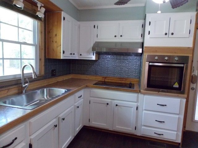 12698 Versailles Rd, Rockvale, TN 37153