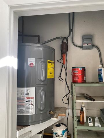 11224 82ND AVENUE 210, Seminole, FL 33772