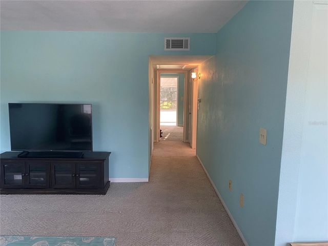 11224 82ND AVENUE 210, Seminole, FL 33772