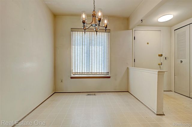 4456 15 Mile Road, Sterling Heights, MI 48310
