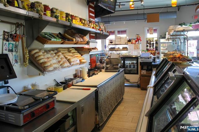 309 Closter Dock Road, Closter, NJ 07624