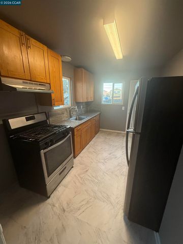 2729 18th Street, San Pablo, CA 94806