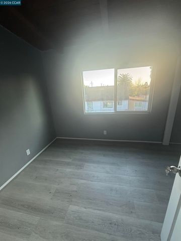 2729 18th Street, San Pablo, CA 94806