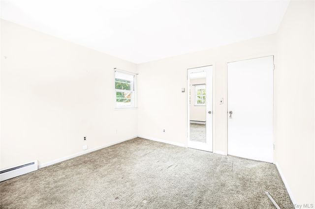 21 Pomander Drive, White Plains, NY 10607