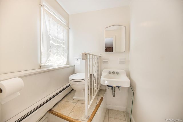 21 Pomander Drive, White Plains, NY 10607