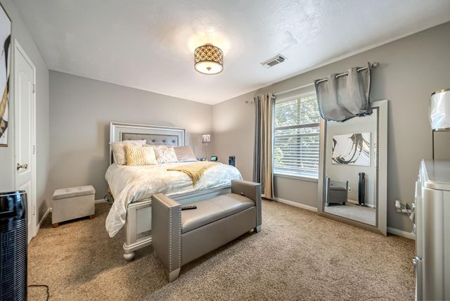 6215 Sutton Meadows Drive, Houston, TX 77086
